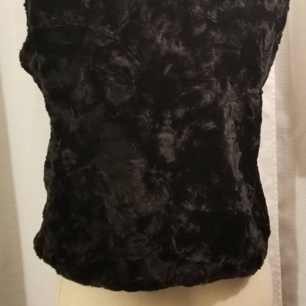 Black Reversible Fur Vest S - Picture 5 of 12